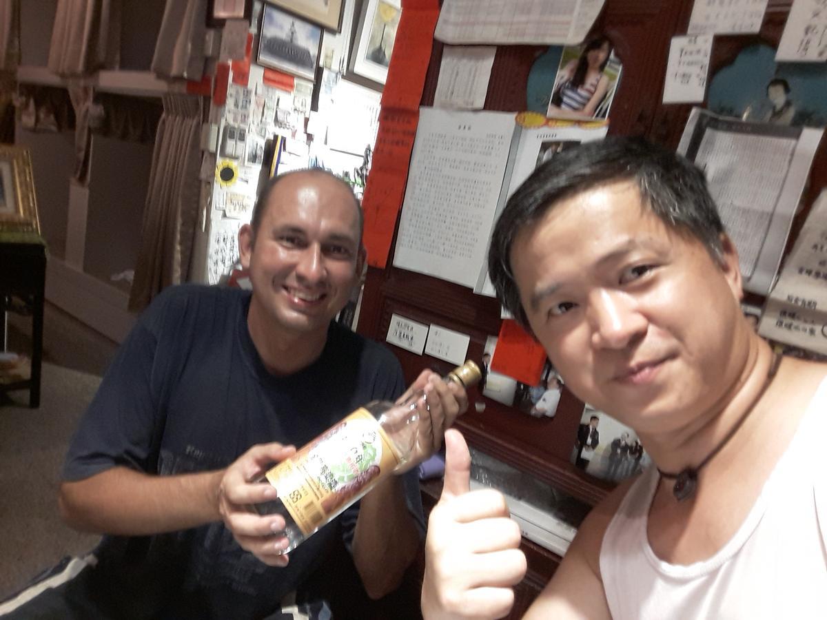 Jiji Art Backpackers Hostel ภายนอก รูปภาพ